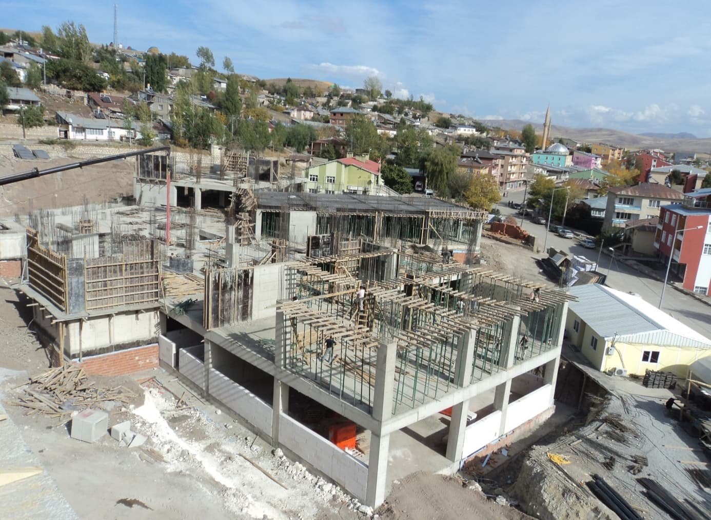 Sahada planlı başlangıç, kontrollü ilerleme